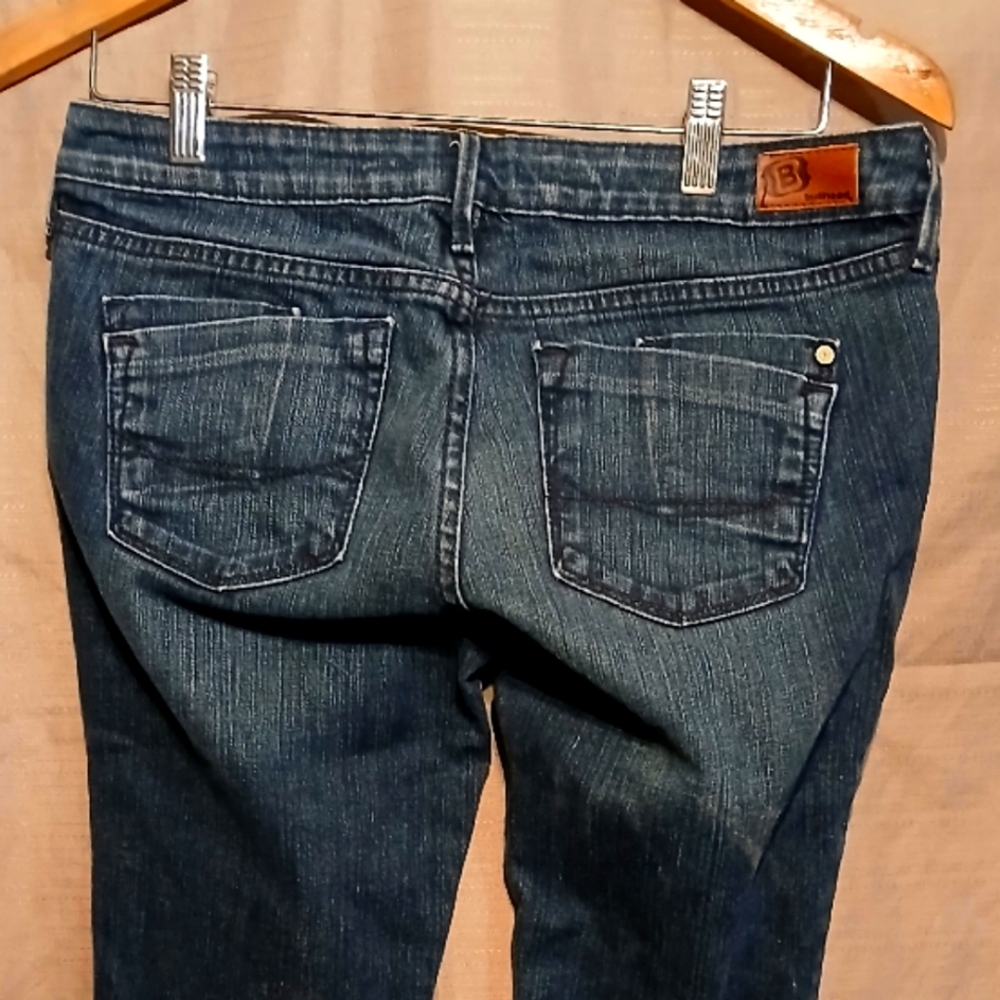 Capri pants